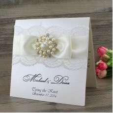 Lace Greeting Card Customized Half Fold Invitation with Buckle Decoration Wedding Invites Reception Card 